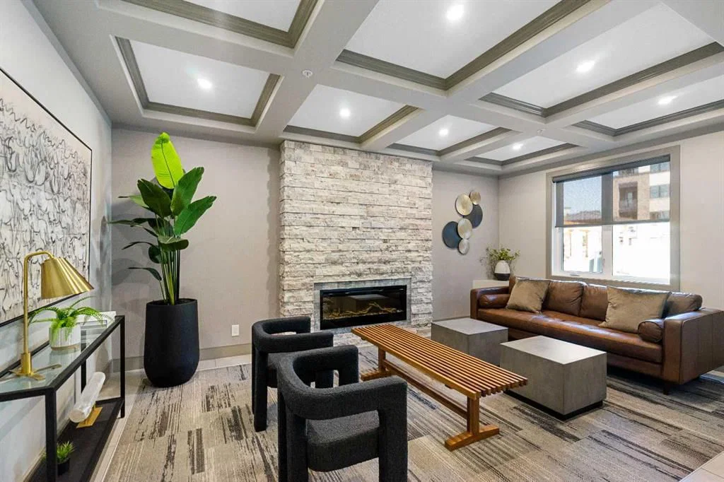 3308, 80 Greenbriar Place NW, Calgary — photo 4 of 35