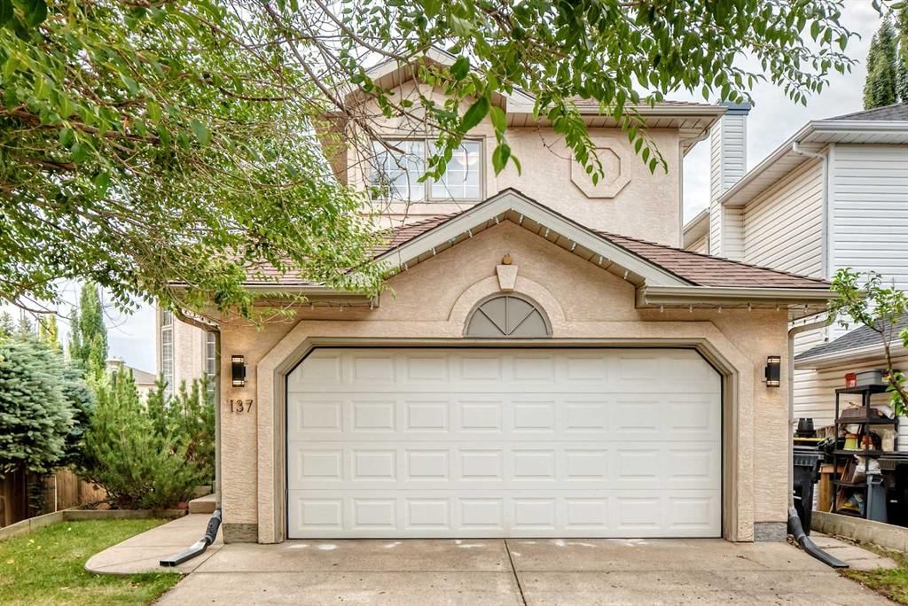 137 Sierra Vista Terrace SW, Calgary — main listing photo
