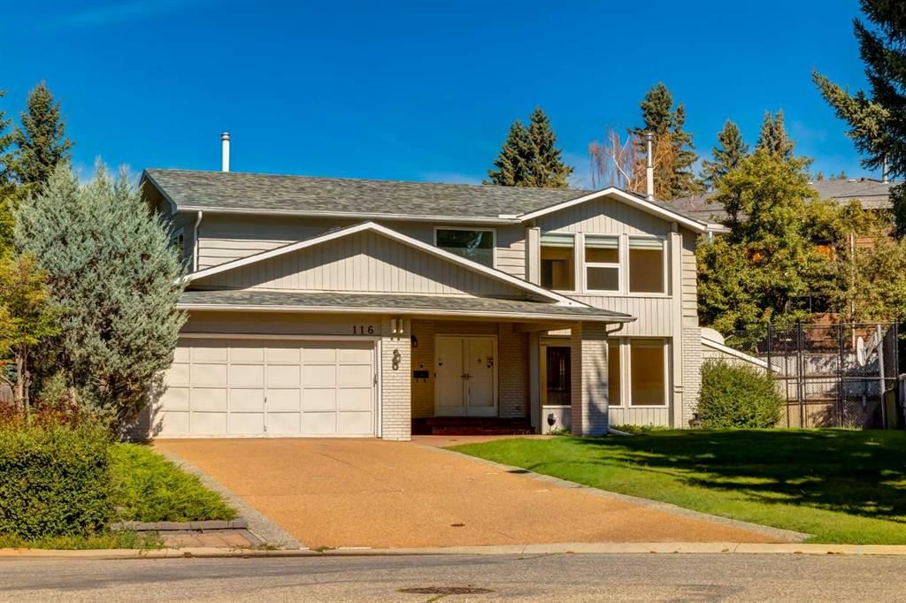 116 Pump Hill Bay SW, Calgary — main listing photo