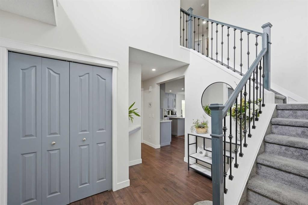 46 Citadel Meadow Crescent NW, Calgary — photo 3 of 42