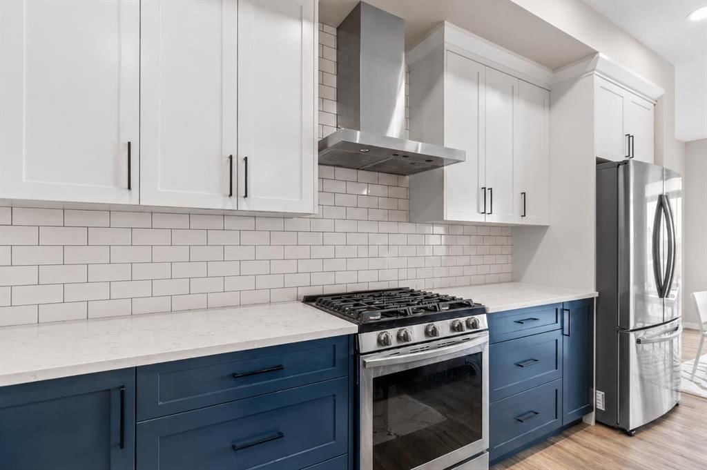107 Lucas Terrace NW, Calgary — photo 4 of 43