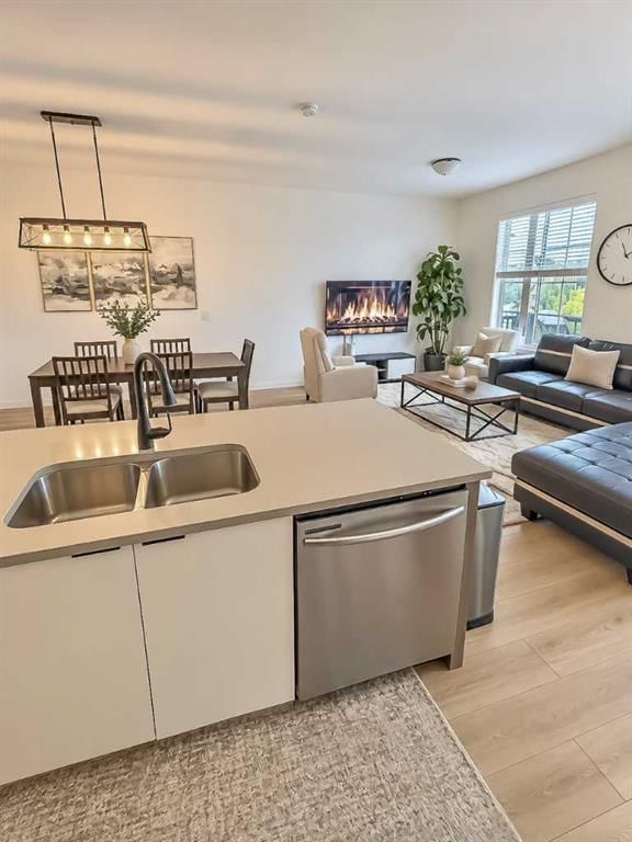 176 Walgrove Common SE, Calgary — photo 4 of 17