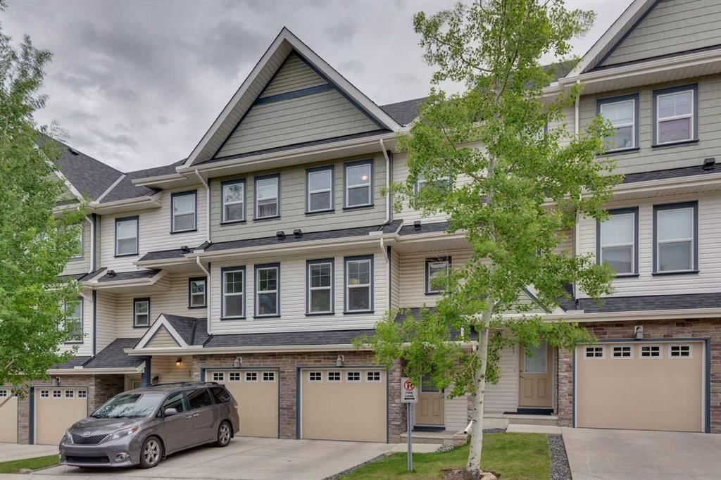 55 Panatella Road NW, Calgary — photo 5 of 26