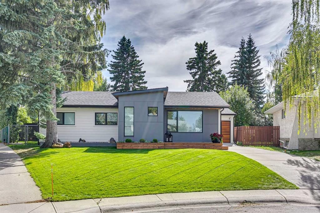 320 Braniff Place SW, Calgary — photo 2 of 50
