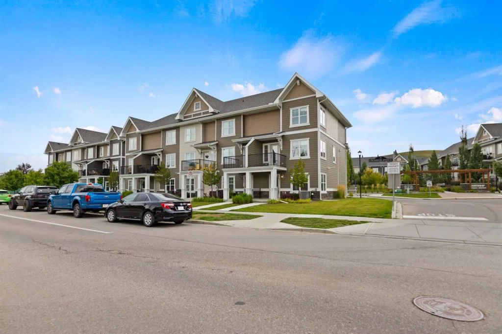 871 Cranston Avenue SE, Calgary — photo 4 of 48