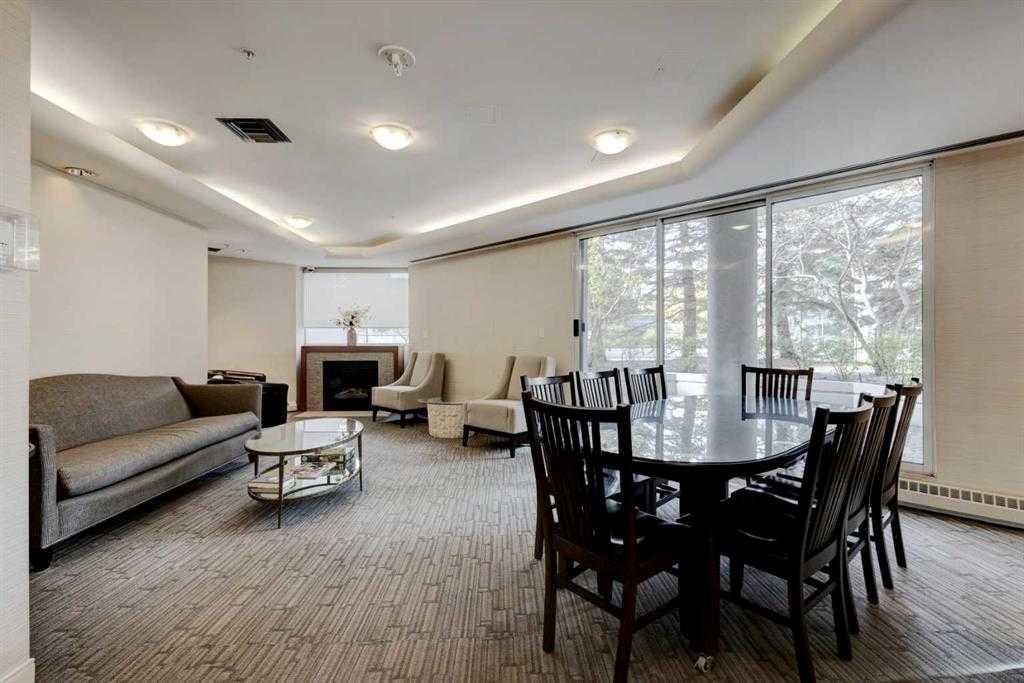 309, 804 3 Avenue SW, Calgary — photo 4 of 5