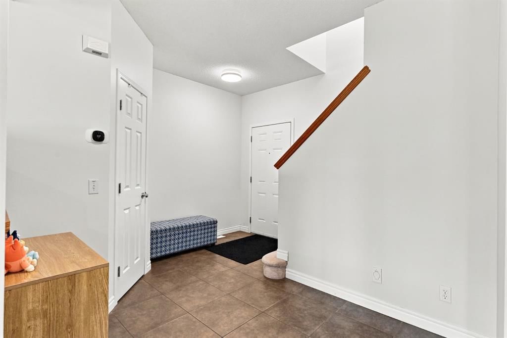 296 Evansbrooke Way NW, Calgary — photo 4 of 47