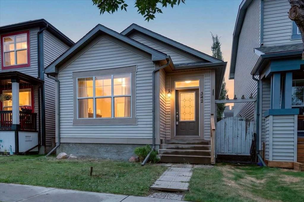 342 Prestwick Circle SE, Calgary — main listing photo
