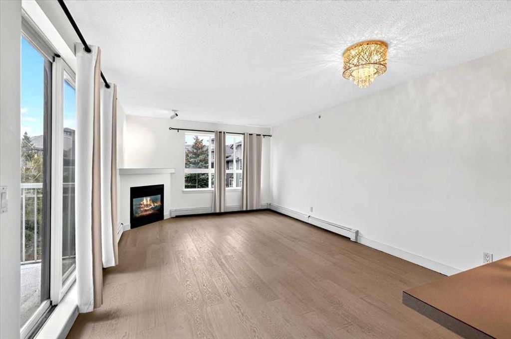 421, 35 Richard Court SW, Calgary — photo 5 of 31