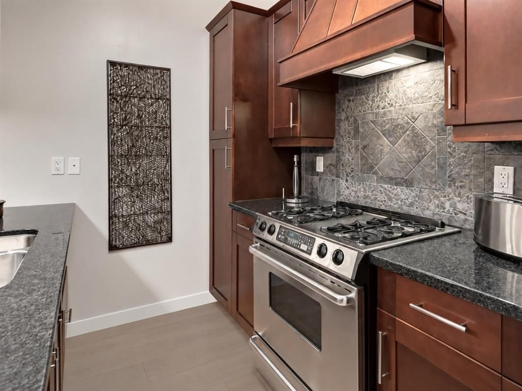 106, 1828 14 Street SW, Calgary — photo 3 of 26
