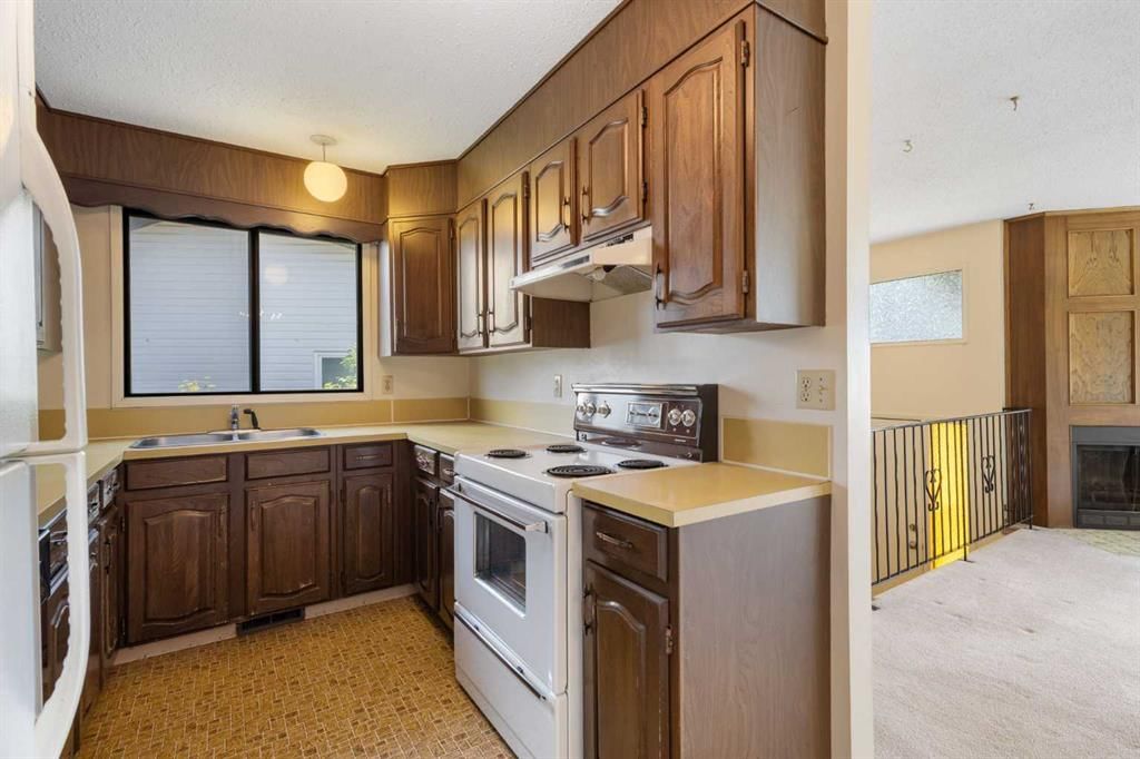 317 Templemont Place NE, Calgary — photo 5 of 20