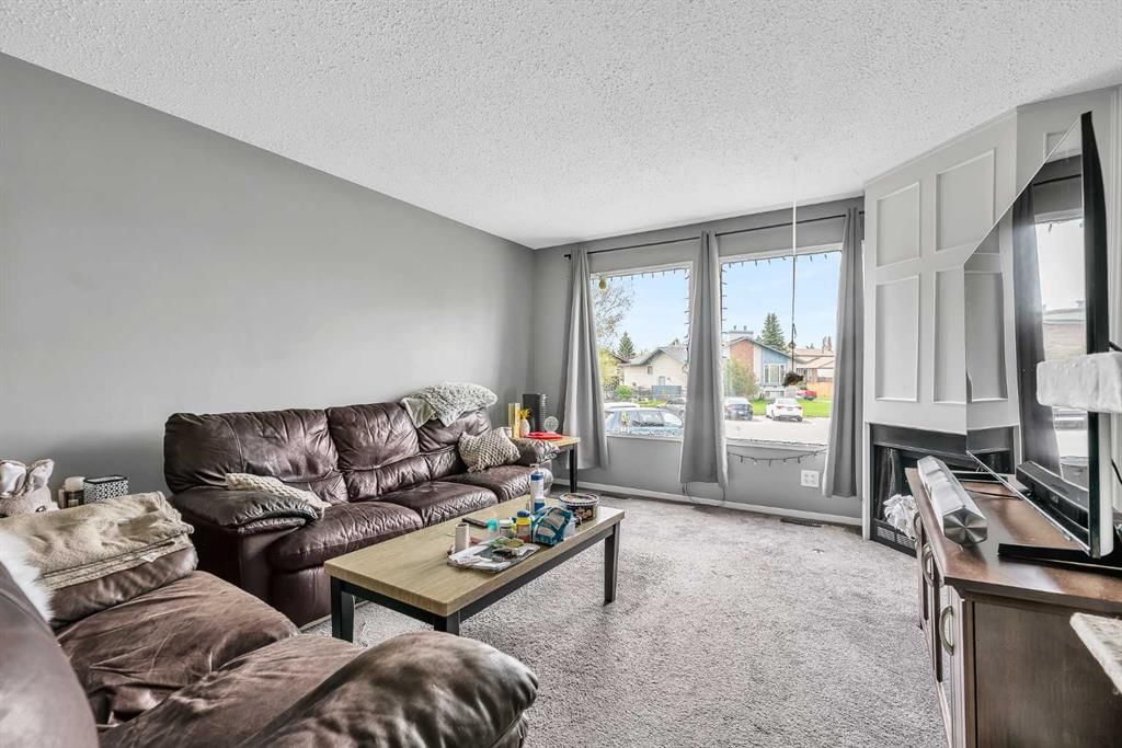 319 Templemont Place NE, Calgary — photo 4 of 29