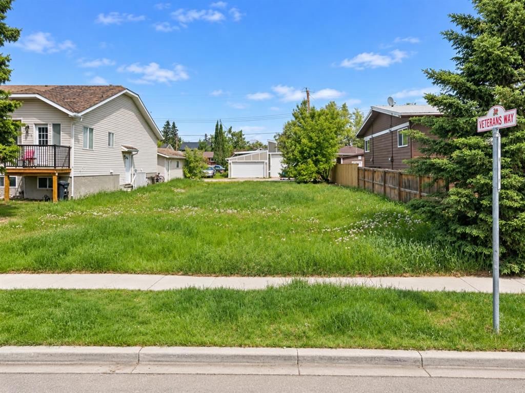 134 8 Avenue SE, High River — main listing photo