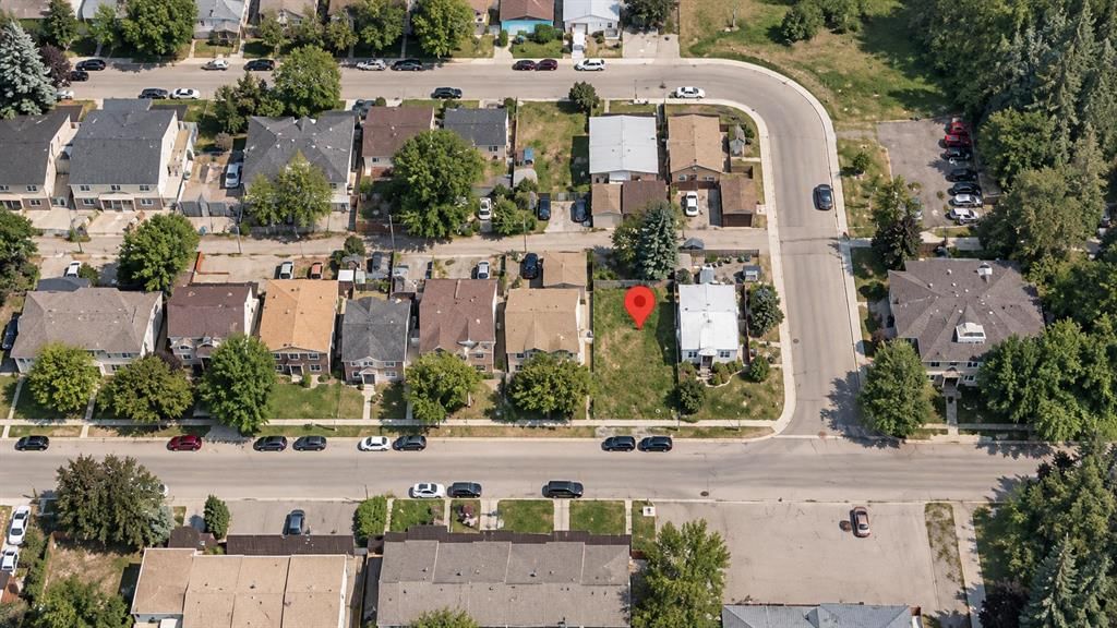 134 8 Avenue SE, High River — photo 2 of 5