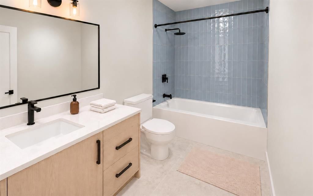 3615 5 Avenue NW, Calgary — photo 5 of 19