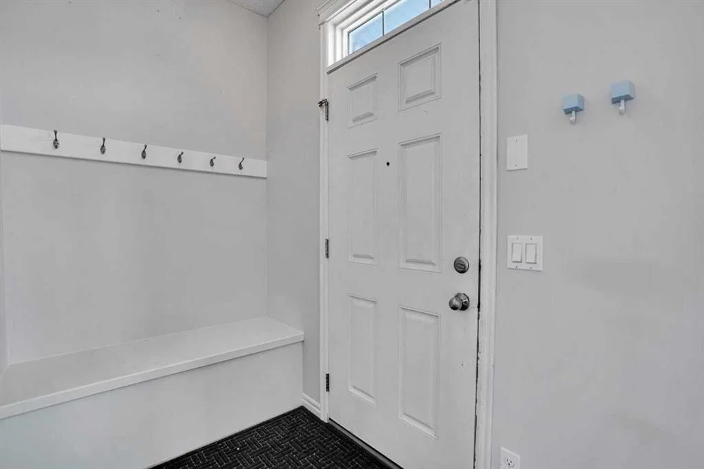 173 Skyview Springs Crescent NE, Calgary — photo 3 of 50