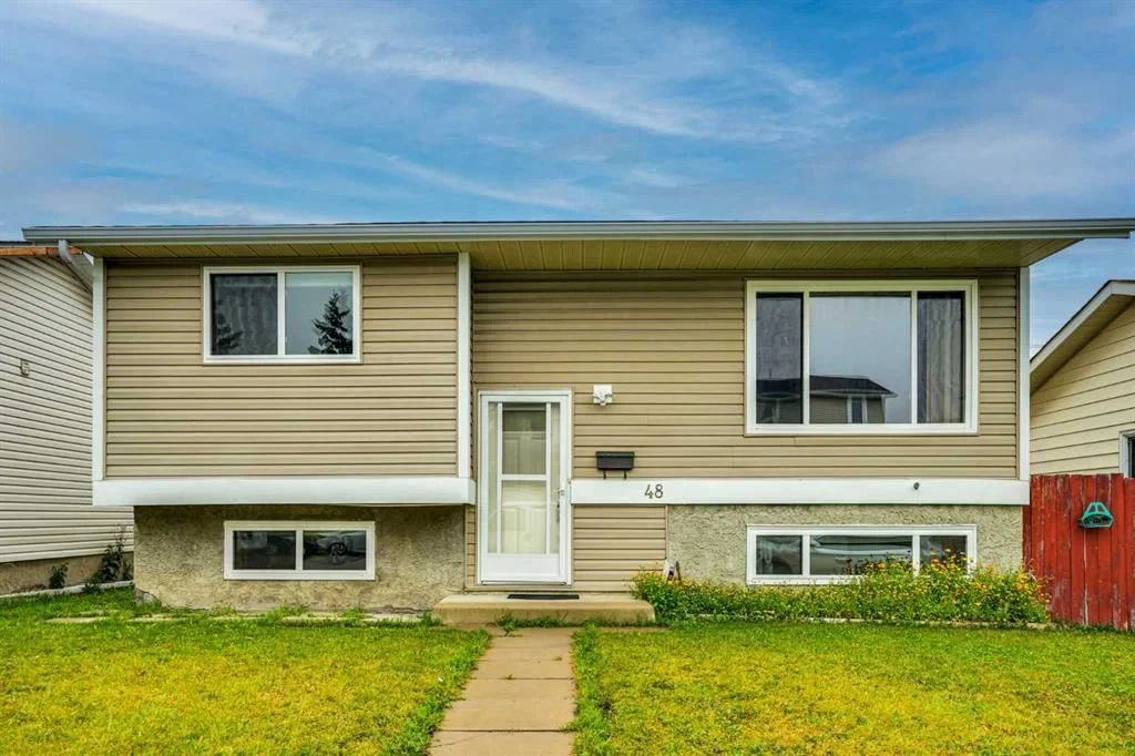 48 Falton Rise NE, Calgary — photo 3 of 50