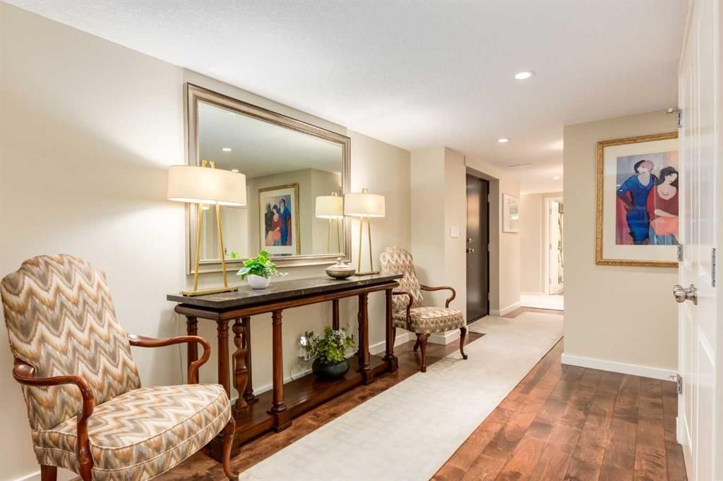 400F, 500 Eau Claire Avenue SW, Calgary — main listing photo