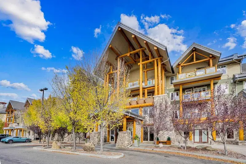 1132, 2330 Fish Creek Boulevard SW, Calgary — main listing photo
