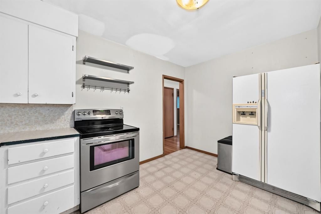 3219 Morley Trail NW, Calgary — photo 3 of 16