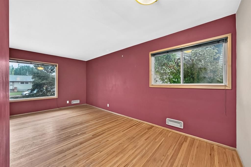 3219 Morley Trail NW, Calgary — photo 4 of 16