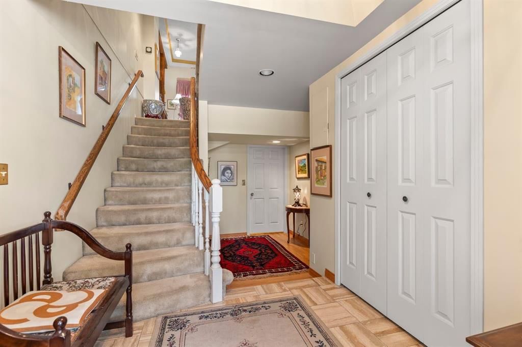 253, 4037 42 Street NW, Calgary — photo 3 of 50