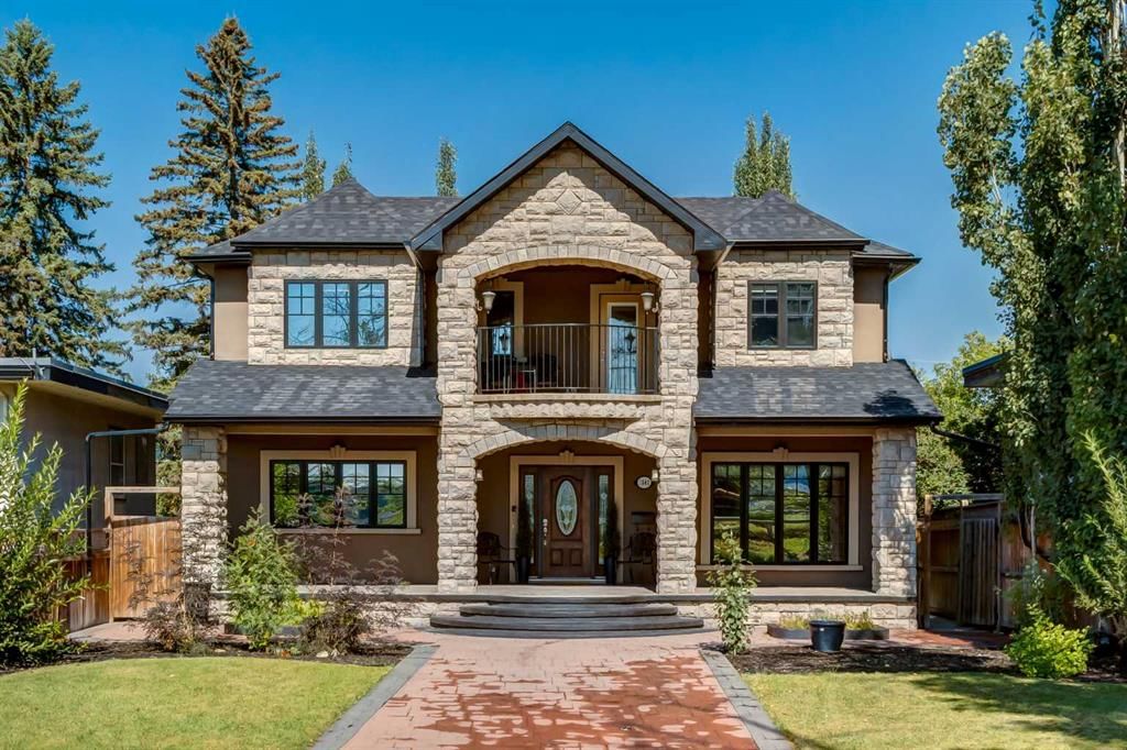 1840 Westmount Boulevard NW, Calgary — main listing photo