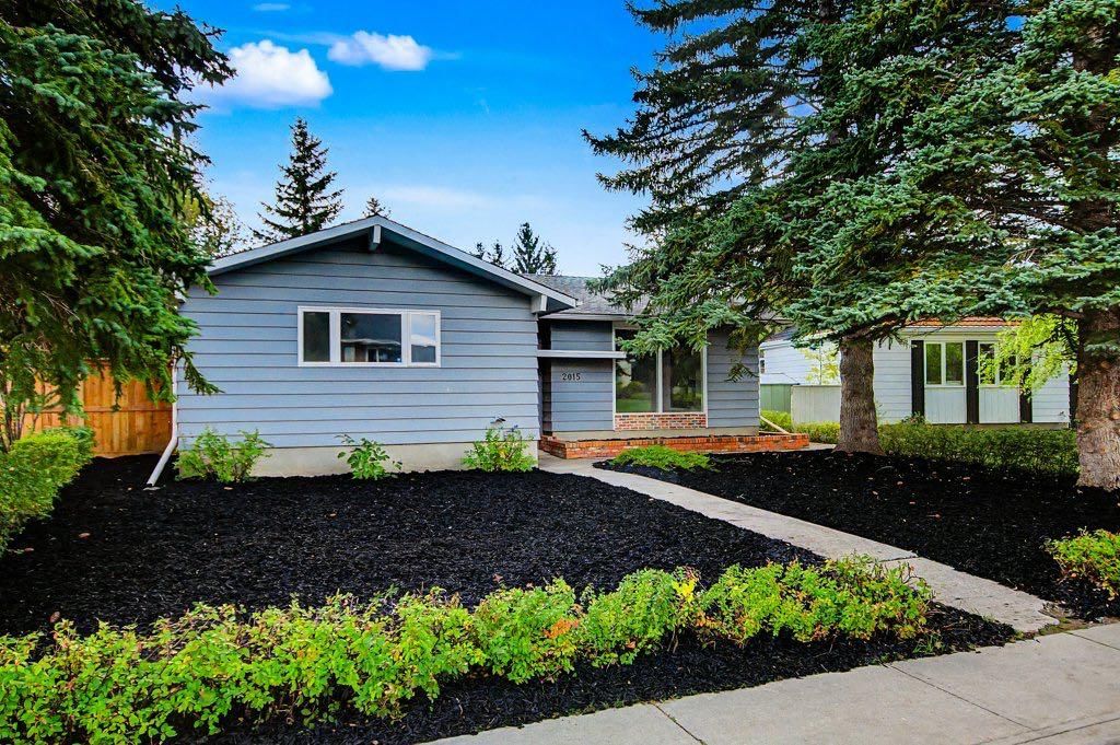 2015 Palliser Drive SW, Calgary — main listing photo