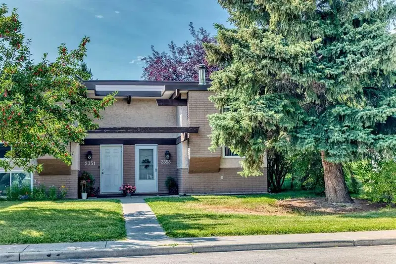 2353 50 Street NE, Calgary — main listing photo