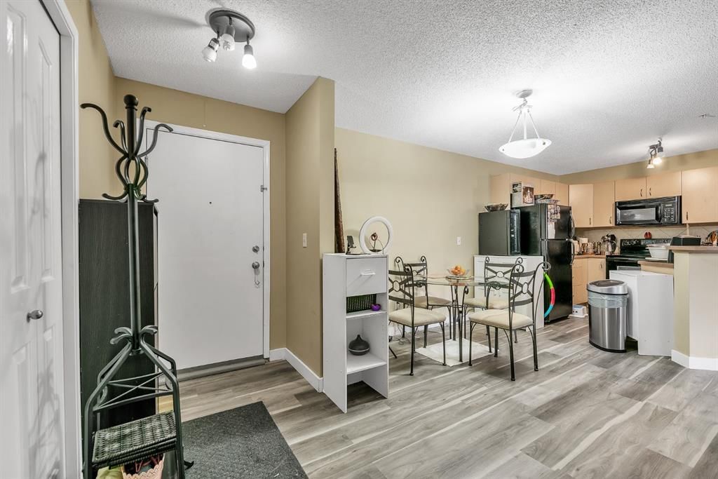 5103, 16969 24 Street SW, Calgary — photo 3 of 26