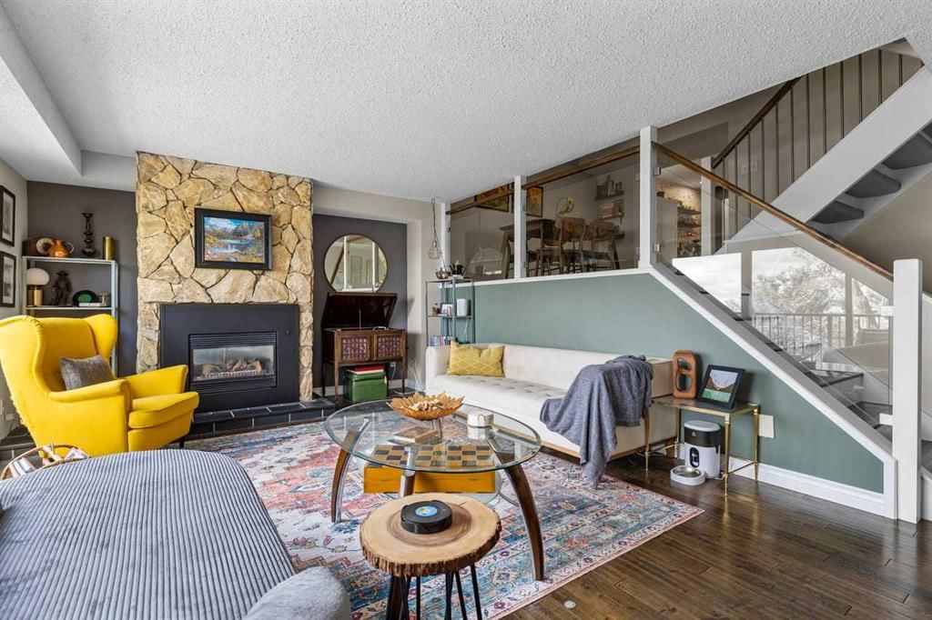 3, 315 3 Street NE, Calgary — photo 3 of 37