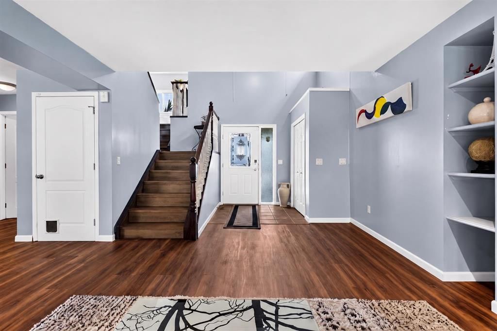 67 Douglas Ridge View SE, Calgary — photo 2 of 41