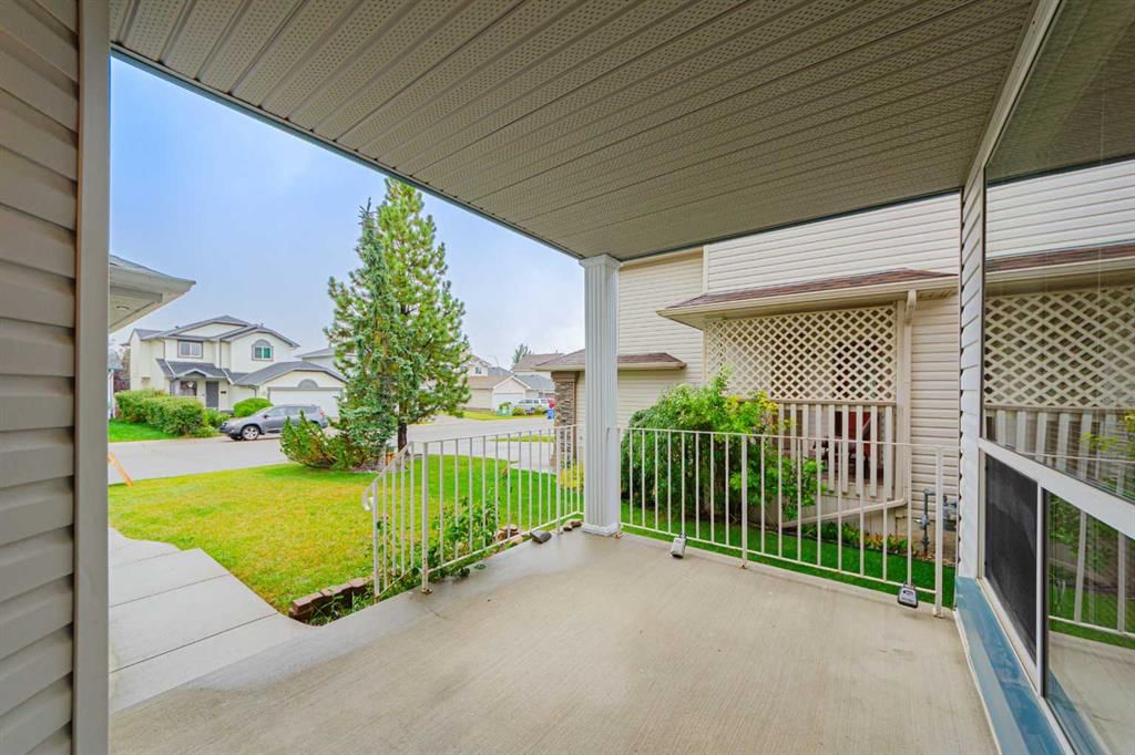 105 Arbour Ridge Park NW, Calgary — photo 3 of 34