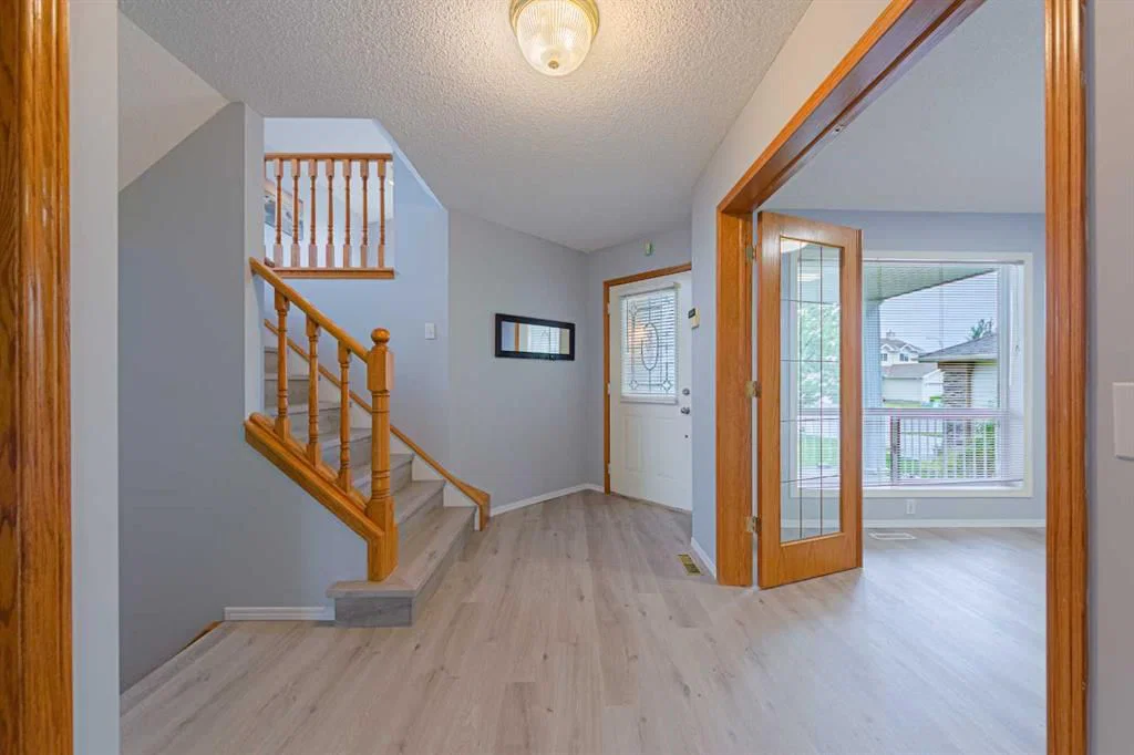 105 Arbour Ridge Park NW, Calgary — photo 5 of 34