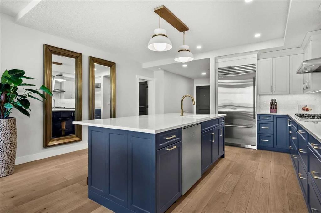209, 15 Cougar Ridge Landing SW, Calgary — photo 4 of 50