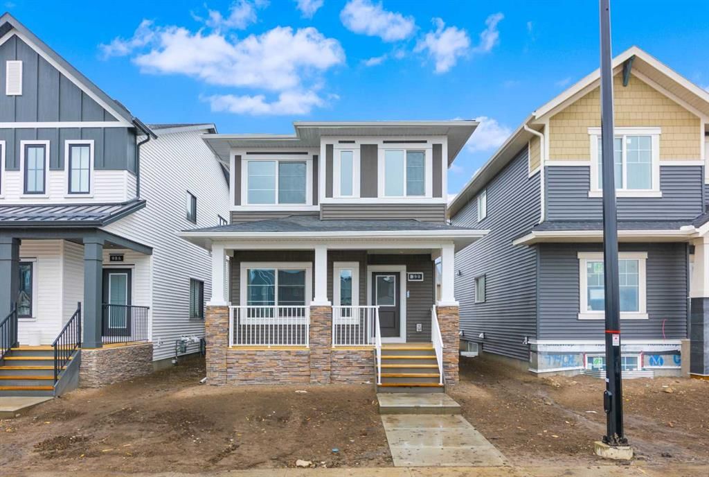 990 Chinook Winds Meadow SW, Airdrie — photo 2 of 34