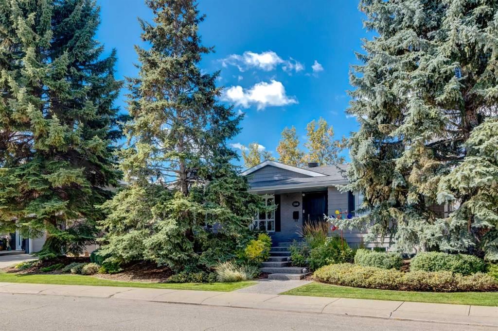 1048 Kerfoot Crescent SW, Calgary — main listing photo