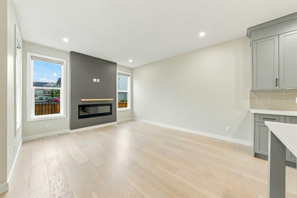 14 Rivercrest Common, Cochrane — photo 5 of 38