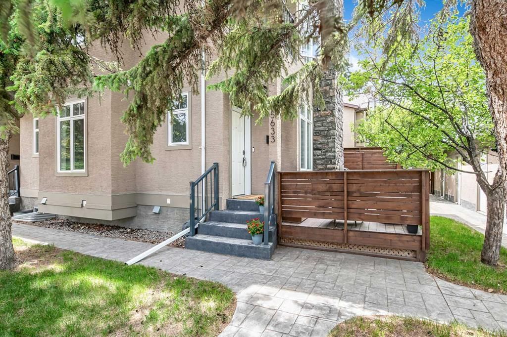 5633 6 Street SW, Calgary — photo 3 of 43