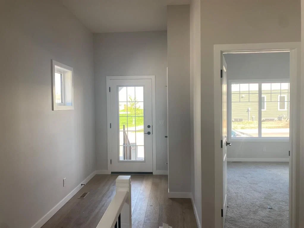 155 Ellen Road, Crossfield — photo 5 of 29