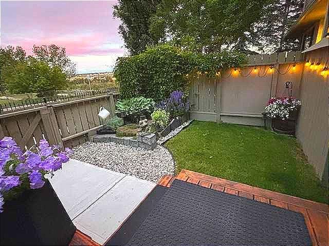 110S, 203 Lynnview Road SE, Calgary — photo 3 of 37