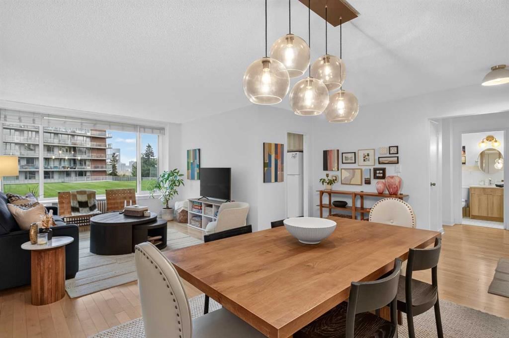 204, 3316 Rideau Place SW, Calgary — main listing photo
