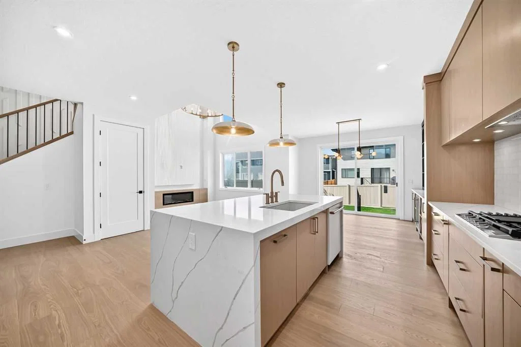 111 West Grove Gate SW, Calgary — photo 5 of 50