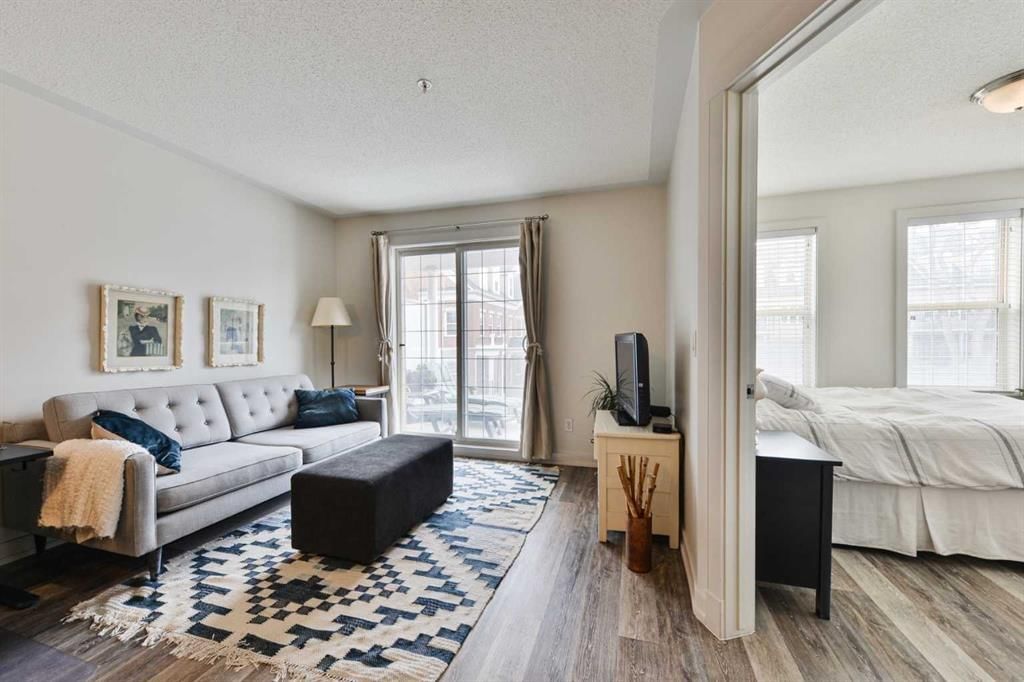 228, 2233 34 Avenue SW, Calgary — apartment for sale