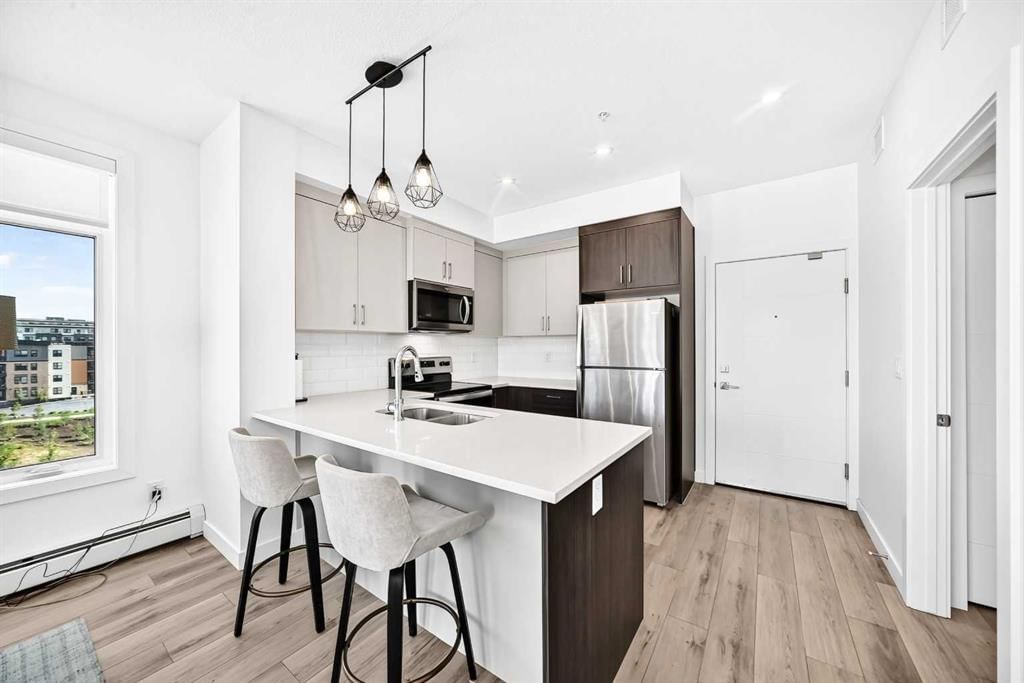 301, 205 Spring Creek Common SW, Calgary — photo 5 of 22