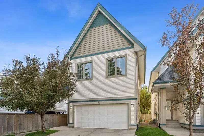 16 Varsity Estates Gardens NW, Calgary — home for sale