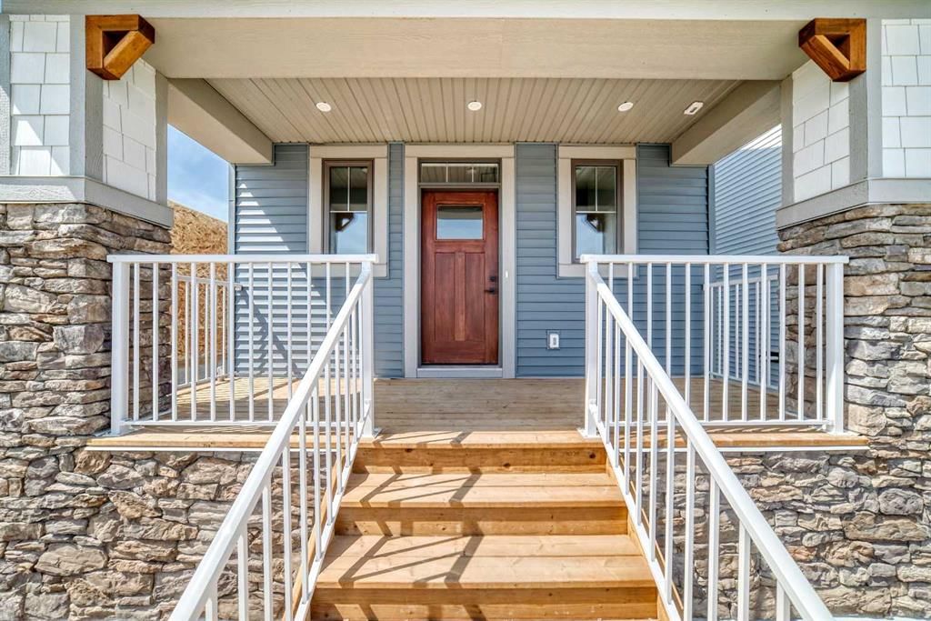 115 Montane Link SE, High River — photo 2 of 40
