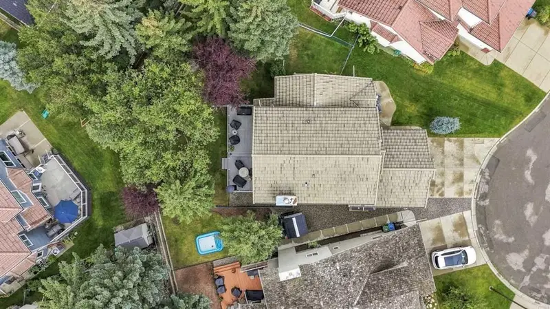 187 Hampshire Close NW, Calgary — photo 3 of 50