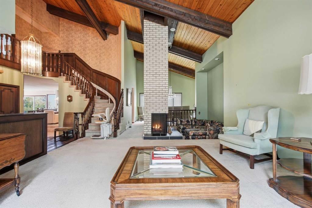 336 Pump Hill Crescent SW, Calgary — photo 4 of 50