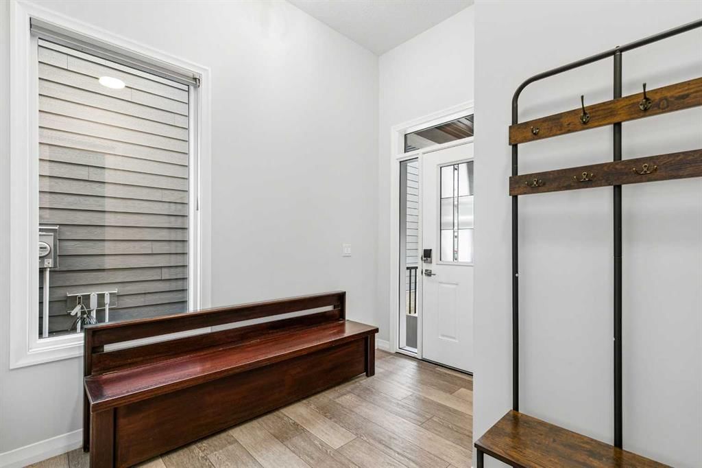 329 Magnolia Heath SE, Calgary — photo 2 of 50
